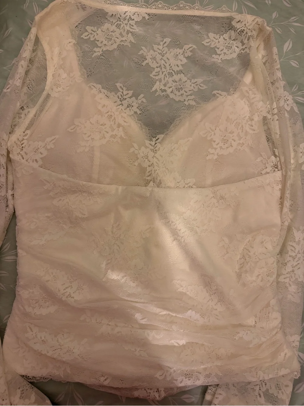 Abercrombie & Fitch Zoe Bra-Free Lace Top - Picture 3 of 7